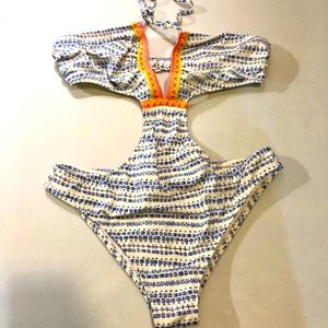 Victorias Secret Monokini swimsuit large like new!